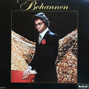 女人偷拍自感自摸黄色片
