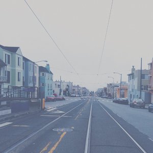 女人偷拍自感自摸黄色片
